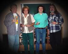 An ordinary music group ÇİVİ Pages