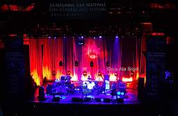 Robert Plant & The Sensational Space Shifters, Live in Istanbul 2018