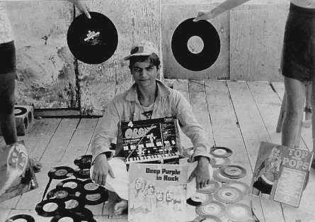 BORA ÇETİN and His Valuable Things in Dragos 1972 !